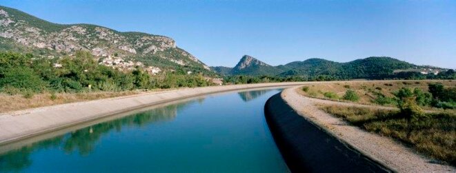 Le canal de Provence © Cyril Le Tourneur d’Ison Le canal de Provence © Cyril Le Tourneur d’Ison